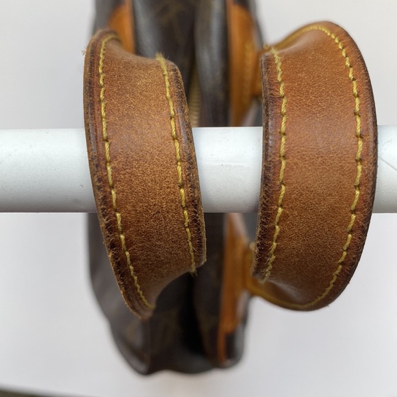 💎AUTHENTIC LOUIS VUITTON EXCURSION HANDBAG MONOGRAM - Picture 8 of 13